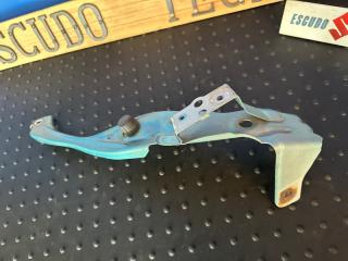 Крепление фары левое HONDA Freed Spike GP3 LEA-MF6 3747 5 ракурс