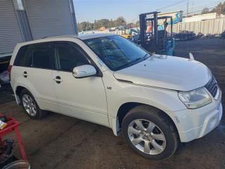 Крыло левое переднее SUZUKI ESCUDO TDB4W N32A 57700-65810-000 5 ракурс Крыло левое переднее SUZUKI ESCUDO TDB4W N32A 57700-65810-000 5 ракурс