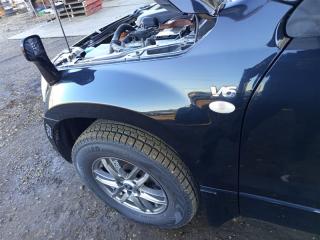 Крыло левое переднее SUZUKI ESCUDO TD94W H27A 57700-65810-000 3 ракурс Крыло левое переднее SUZUKI ESCUDO TD94W H27A 57700-65810-000 3 ракурс