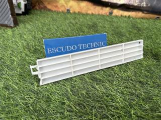 Крышка салонного фильтра SUZUKI ESCUDO 2006