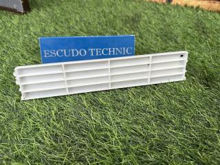 Крышка салонного фильтра SUZUKI ESCUDO 2006