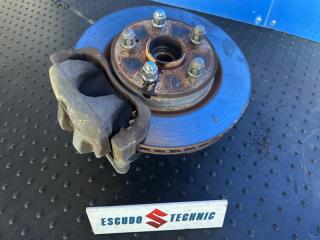 Ступица правая передняя SUZUKI ESCUDO TD54W J20A 43402-57L51-000 2 ракурс