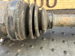 Привод правый задний SUZUKI ESCUDO TDA4W J24B 44106-79K20-000 3 ракурс