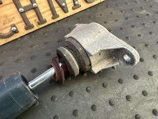 Амортизатор MAZDA CX3 DK5FW S5-DPTS DB4B28910B 3 ракурс