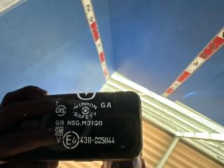 Стекло собачника правое MAZDA CX3 DK5FW S5-DPTS D10E62950 2 ракурс