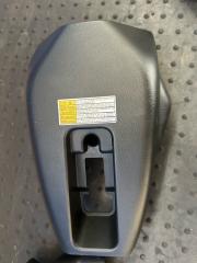 Кожух рулевой колонки SUZUKI ESCUDO TDA4W J24B 48400-61M10 3 ракурс