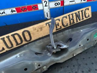 Планка телевизора SUZUKI ESCUDO TDA4W J24B 58230-65J00 2 ракурс