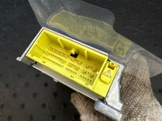 Блок airbag TOYOTA LAND CRUISER PRADO TRJ150W 2TR-FE 8917060481 2 ракурс