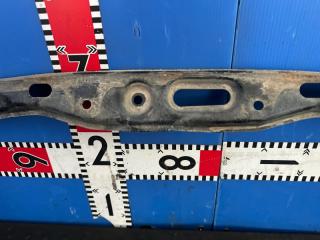 Крепление бампера переднее TOYOTA LAND CRUISER PRADO TRJ150W 2TR-FE 5252160110 3 ракурс