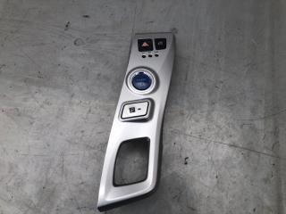 Запчасть консоль кпп TOYOTA PRIUS ALPHA 2013