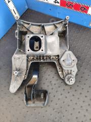 Педаль тормоза Porsche Cayenne 957 M55.01 7L0728117a 4 ракурс