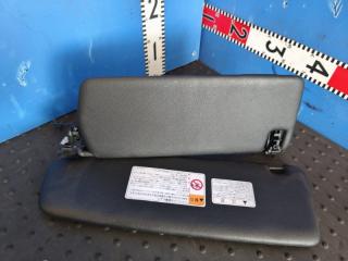 Козырек солнцезащитный правый Porsche Cayenne 957 M55.01 95573113603A12 3 ракурс