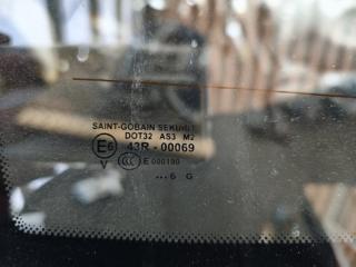 Стекло собачника левое Porsche Cayenne 957 M55.01 7L5845297 4 ракурс