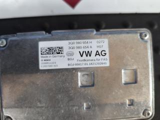 Камера переднего вида Volkswagen Tiguan 5NCZE CZE-EA211 3Q0980654 2 ракурс