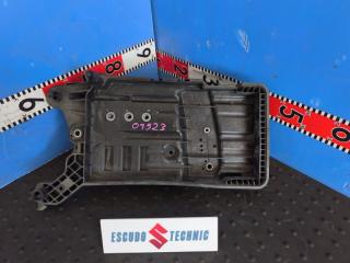 Крепление аккумулятора Volkswagen Tiguan 5NCZE CZE-EA211 5qf915325b 1 ракурс