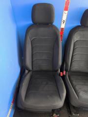 Комплект сидений Volkswagen Tiguan 5NCZE CZE-EA211 5NA885061SCA9 1 ракурс