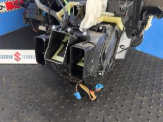 Салон в сборе Volkswagen Tiguan 5NCZE CZE-EA211 5qc816005b 3 ракурс Салон в сборе Volkswagen Tiguan 5NCZE CZE-EA211 5qc816005b 3 ракурс