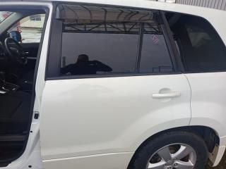 Дверь левая задняя SUZUKI ESCUDO TDA4W J24B 68004-65833-000 1 ракурс Дверь левая задняя SUZUKI ESCUDO TDA4W J24B 68004-65833-000 1 ракурс