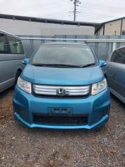 Запчасть балка подвески задняя HONDA Freed Spike 2011