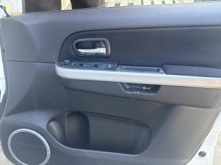 Дверь правая передняя SUZUKI ESCUDO TD54W J20A 68002-65844-000 4 ракурс