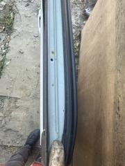 Дверь правая задняя SUZUKI ESCUDO TD54W J20A 68003-65833-000 3 ракурс Дверь правая задняя SUZUKI ESCUDO TD54W J20A 68003-65833-000 3 ракурс