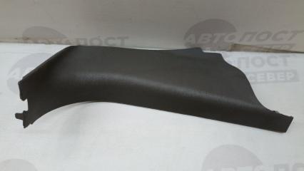 Запчасть накладка порога (внутренняя) передняя правая Chrysler Voyager 2004