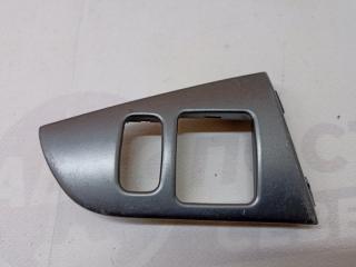 Запчасть накладка (кузов внутри) Mitsubishi Lancer 2010