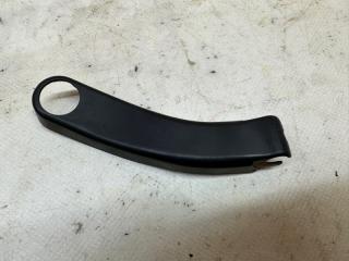 Запчасть крышка стеклоочистителя левая Mercedes-Benz A-Class