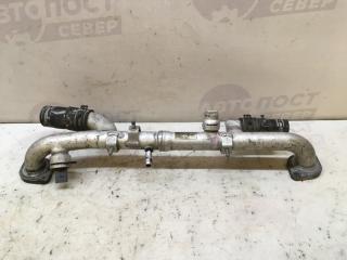 Трубка системы охлаждения Audi A8 2006