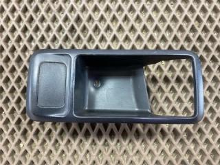 Запчасть накладка ручки внутренней передняя левая Ford Focus 2 2007