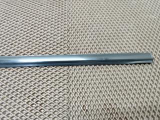 Накладка стекла переднего правого Kia Spectra SD S6D