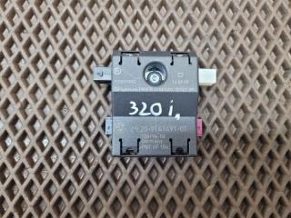 Запчасть блок управления антенной передний правый BMW 3-Series 2009