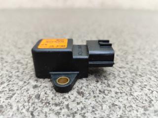 Датчик AIR BAG PRESAGE 1998 U30 KA24DE Датчик AIR BAG PRESAGE 1998 U30 KA24DE