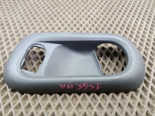 Запчасть накладка внутренней ручки двери передняя левая Opel CORSA-C 2004