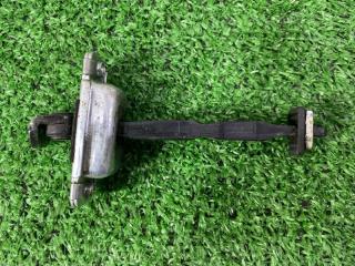 Запчасть ограничитель двери передний правый Kia Cerato 2007