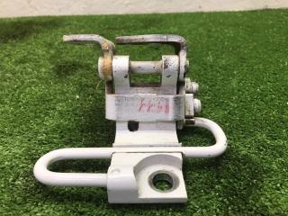 Запчасть петля двери задняя левая Chery Very A13 2013
