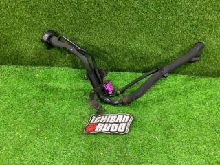 Запчасть горловина топливного бака MAZDA DEMIO