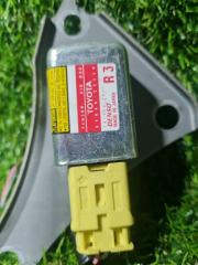 Ремень безопасности передний LEXUS ES330 MCV31 3MZ-FE 73210-33350-C0 4 ракурс Ремень безопасности передний LEXUS ES330 MCV31 3MZ-FE 73210-33350-C0 4 ракурс