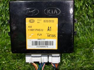 Блок управления парковкой KIA SOUL AM G4FC 957002K100 2 ракурс