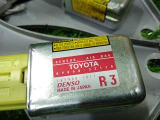 Блок управления airbag LEXUS ES330 MCV31 3MZFE 89170-33470 4 ракурс Блок управления airbag LEXUS ES330 MCV31 3MZFE 89170-33470 4 ракурс