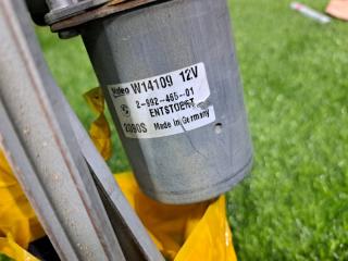 Трапеция дворников передняя BMW X1 E84 N47D20C 61612990025 3 ракурс Трапеция дворников передняя BMW X1 E84 N47D20C 61612990025 3 ракурс