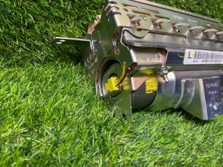 Airbag пассажирский передний правый INFINITI M35 Y50 VQ35DE