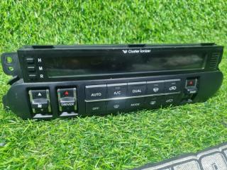 Блок управления климат-контролем KIA MOHAVE HM D6EA 972502J226 2 ракурс