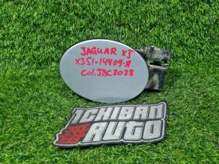 Лючок бензобака JAGUAR XJ 2010