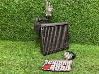 Запчасть радиатор кондиционера BMW Z4