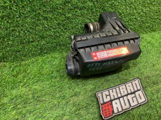 Корпус воздушного фильтра MITSUBISHI EK-WAGON H82W 3G83 16526-6A0A1 2 ракурс Корпус воздушного фильтра MITSUBISHI EK-WAGON H82W 3G83 16526-6A0A1 2 ракурс