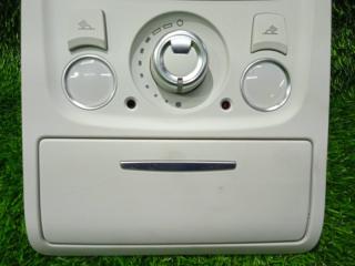 Светильник салона AUDI A4 8K2 CAEB 8T0947140 2 ракурс