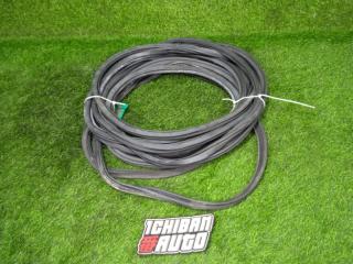 Запчасть Уплотнение двери  AUDI A4 8K5833721F Контрактный Год: 2009   комплект  Кросс: 8K0831721F