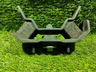 Подушка кпп задняя KIA MOHAVE HM D6EA 218322J000 2 ракурс Подушка кпп задняя KIA MOHAVE HM D6EA 218322J000 2 ракурс