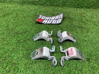 Петля дверная передняя RSX 2002 DC5 K20A3